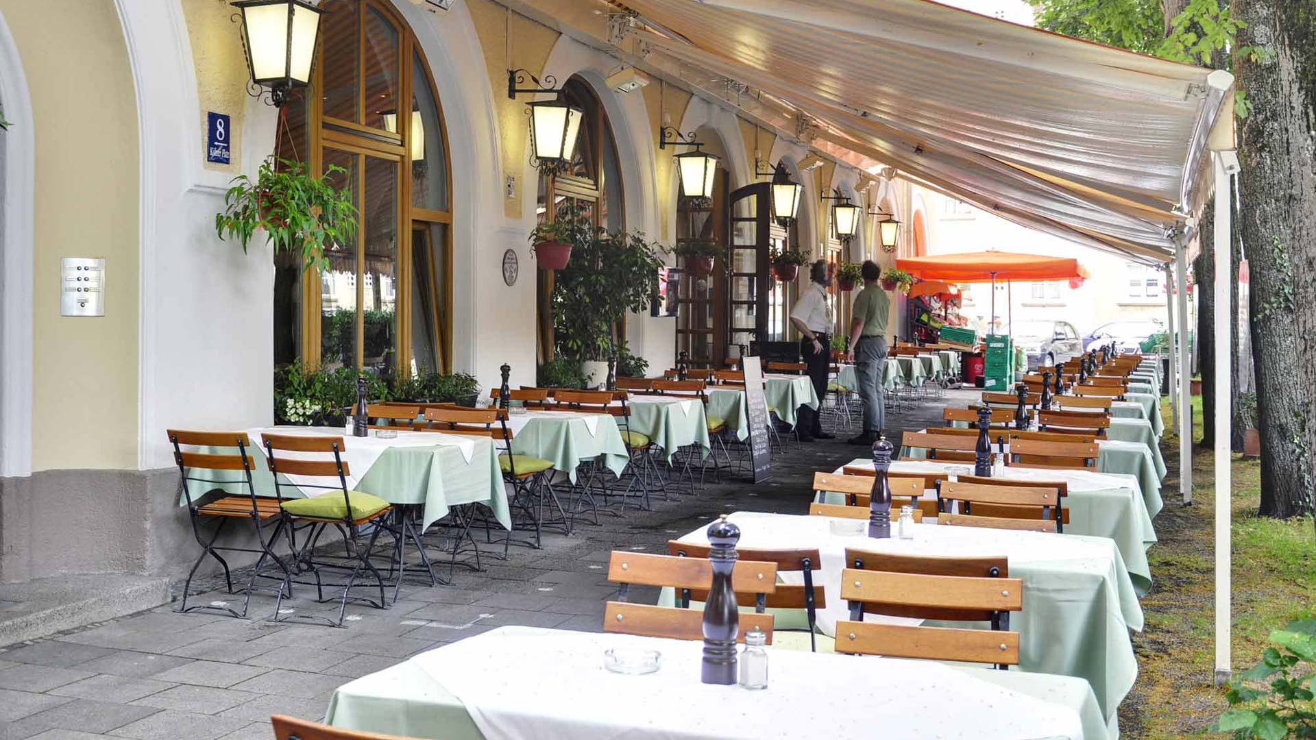 La Piazza — Terrasse