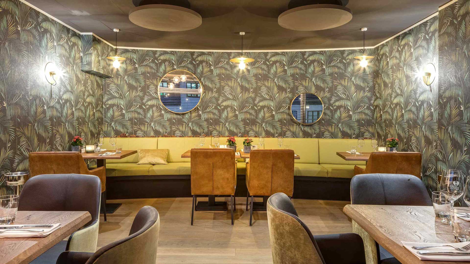Mi Casa Su Casa — Restaurant