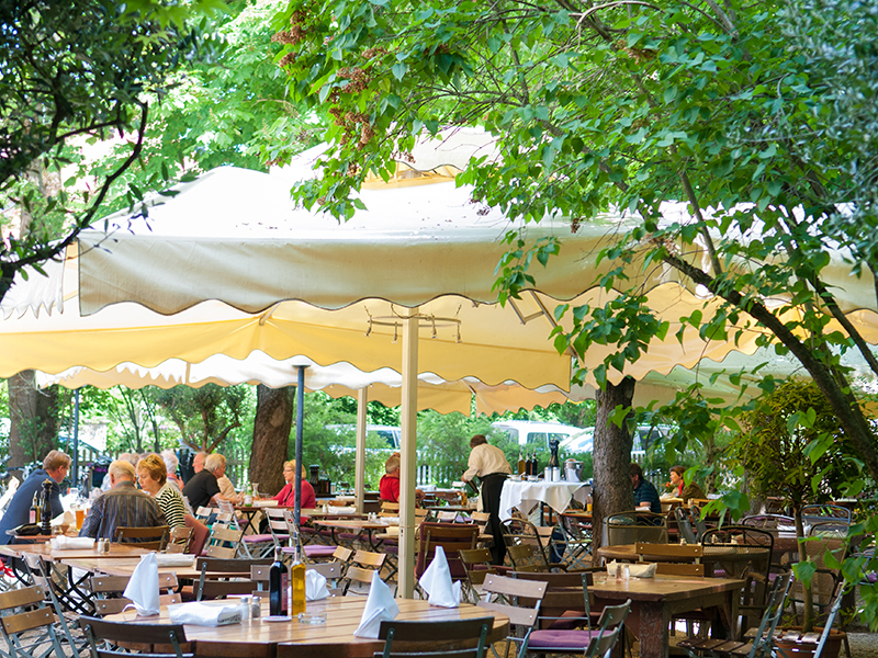 Speisemeisterei — Gartenterrasse